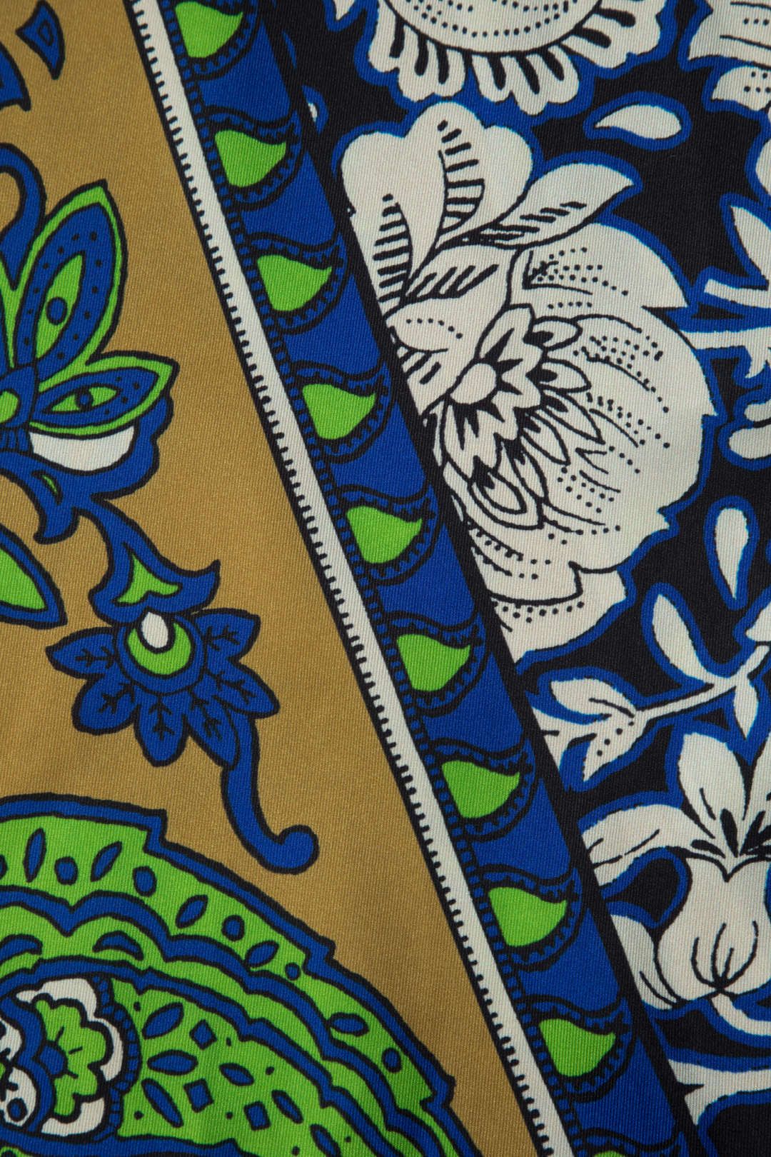 Paisley Print Drawstring Waist Pants sold by Micas product image thumbnail 3