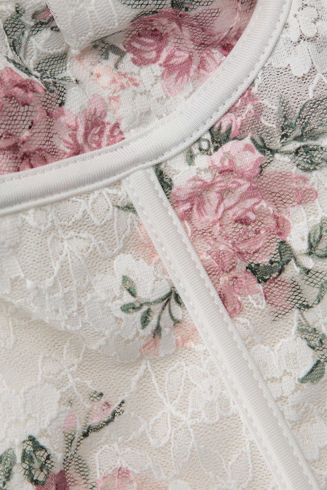 Floral Lace V-neck Corset Cami Top sold by Micas product image thumbnail 5