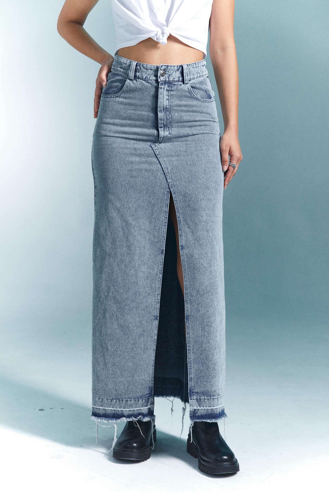 Frayed Hem Slit Front Denim Skirt sold by Micas product image thumbnail 8