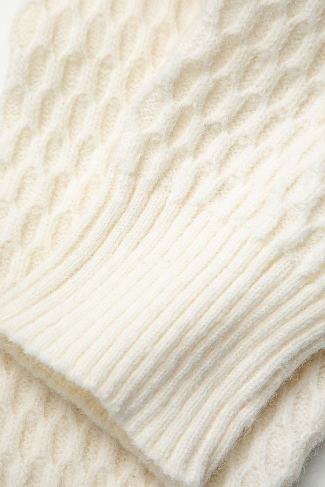 High Neck Knot Detail Backless Sweater sold by Micas product image thumbnail 4