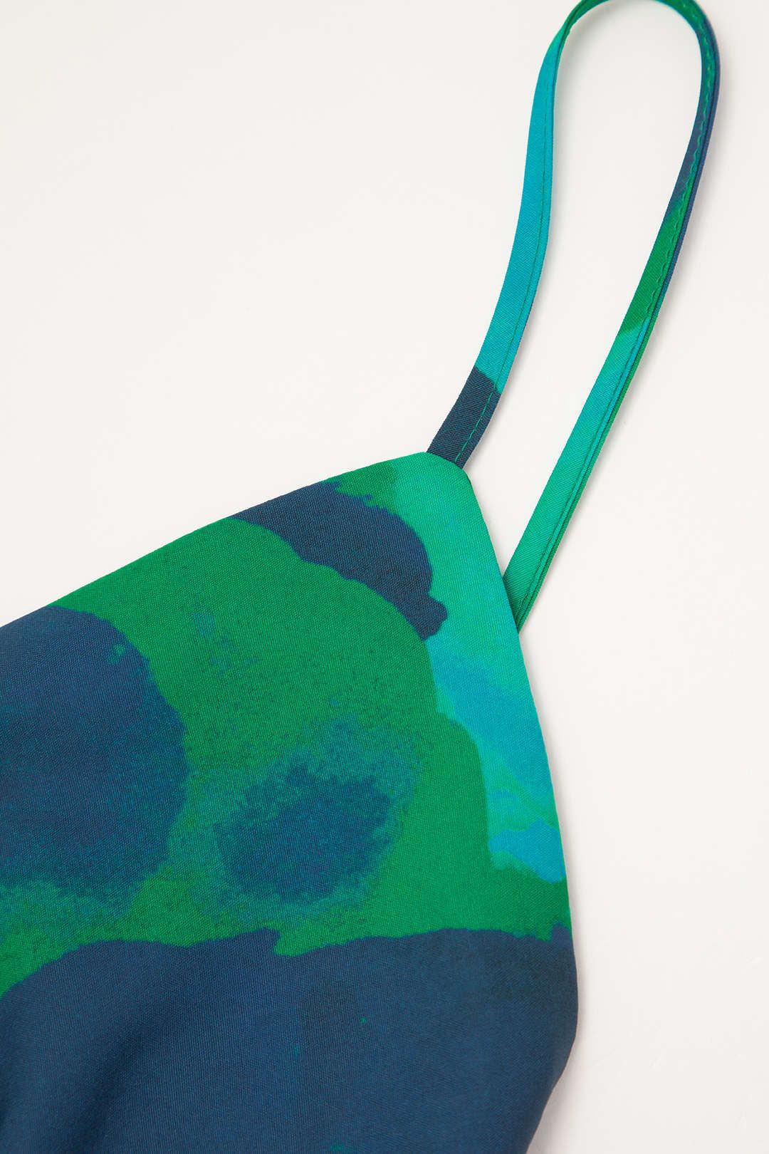 Floral Print V-neck Backless Maxi Dress sold by Micas product image thumbnail 4