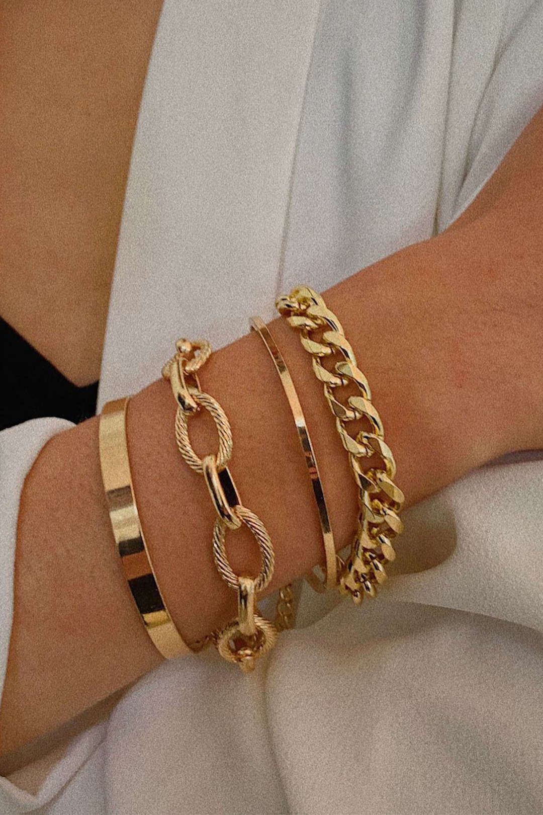 4pc Metal Chain Bracelet Set sold by Micas