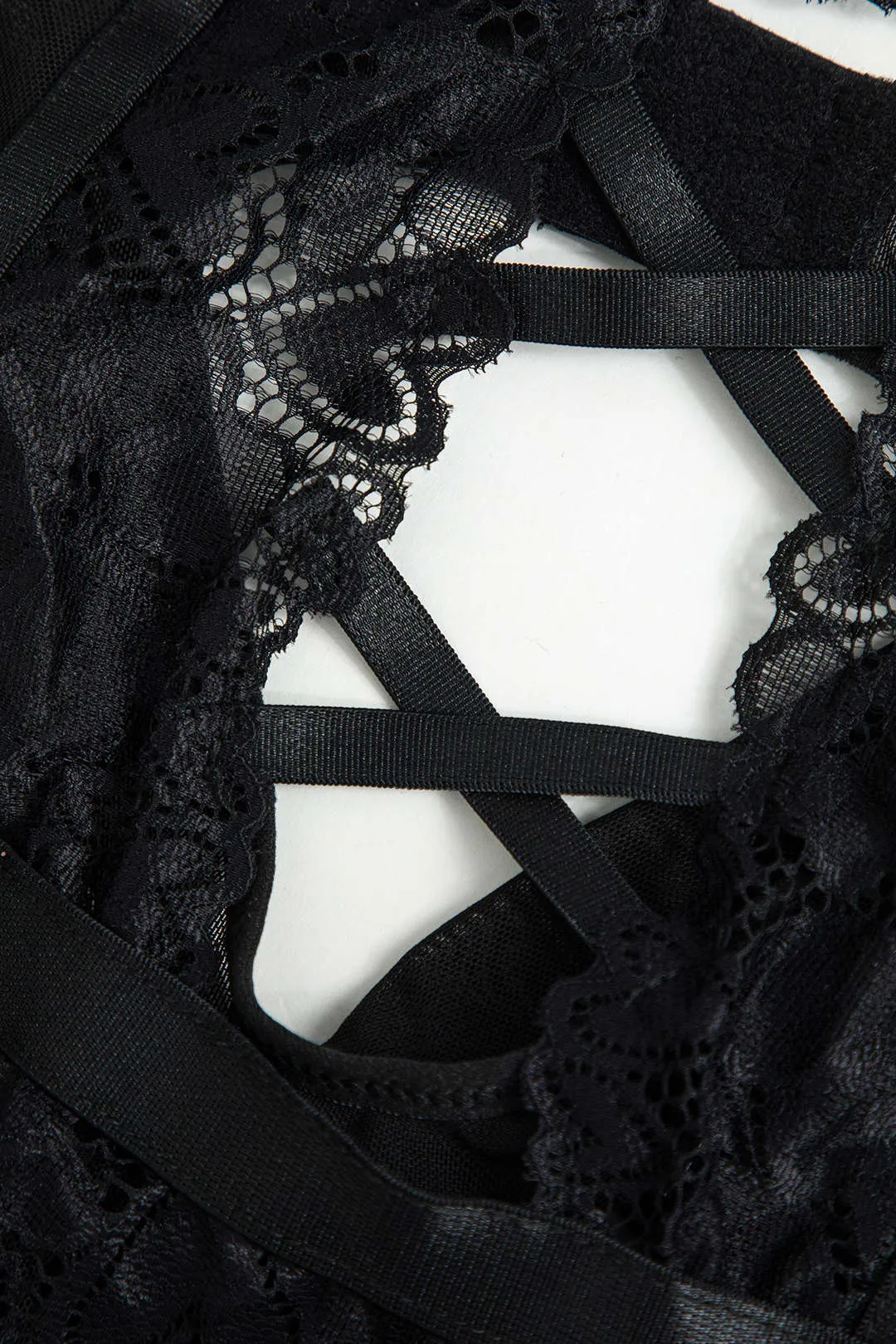 Blonder rygfri ren lingeri strømpebånd sæt sold by Micas product image thumbnail 4