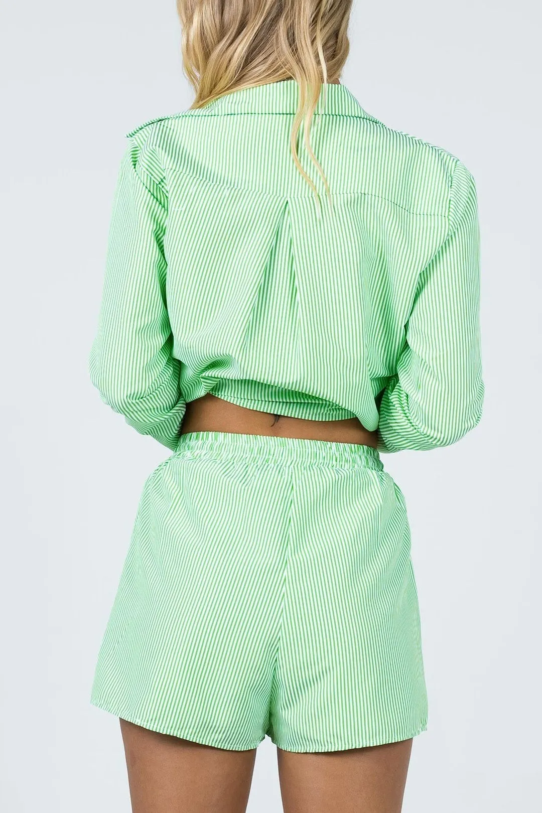 Pinstripe -skjorte og shorts sætter sold by Micas product image thumbnail 2