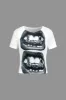 Kunstnerisk print-t-shirt sold by Micas