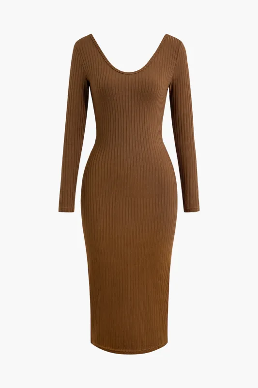 Solid rygfri V-hals midi kjole sold by Micas