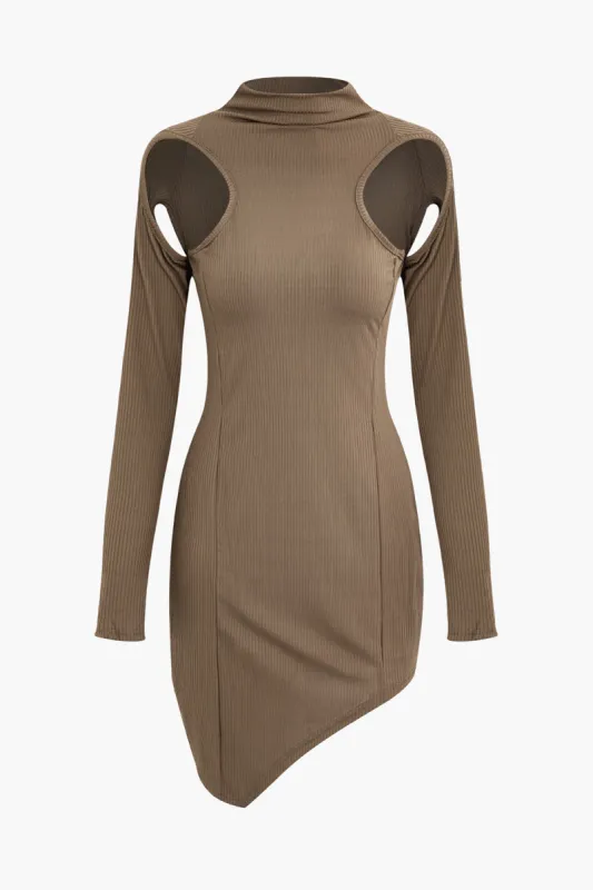 Solid Cut Out Asymmetrisk Mini Kjole sold by Micas