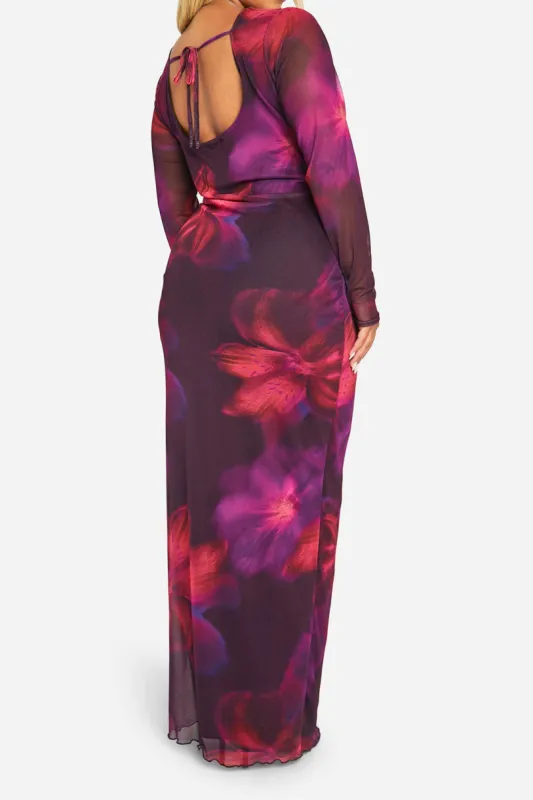 Plus størrelse blomster kunstnerisk maxi kjole sold by Micas