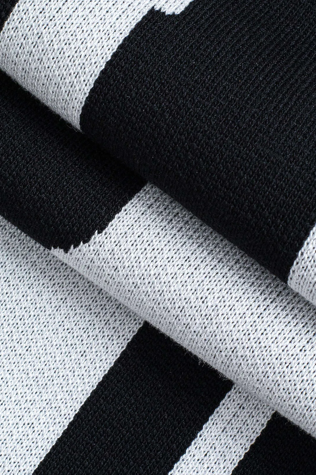 Kontrast udskåret slids sweater kjole sold by Micas product image thumbnail 4