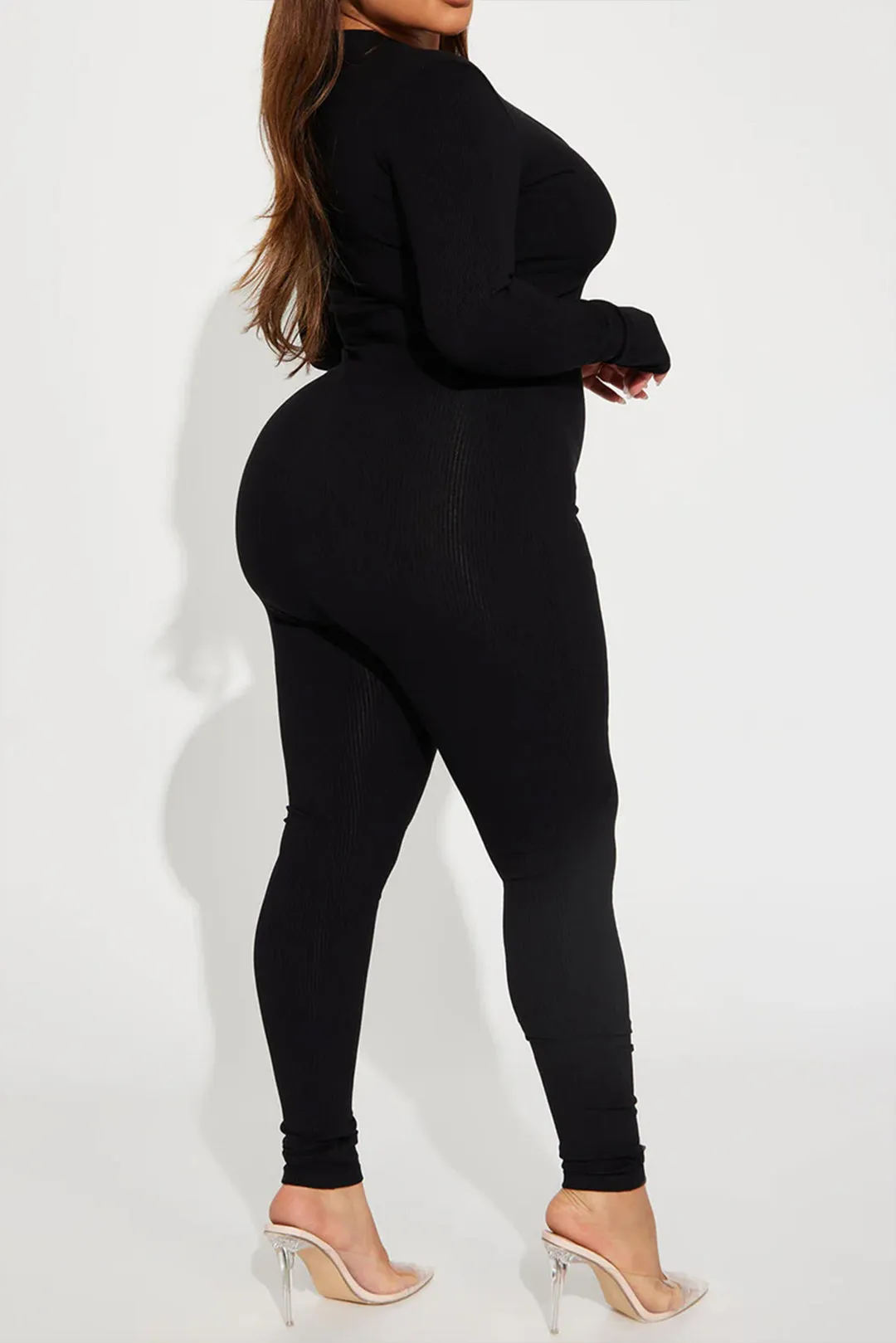 Plus størrelse solid lynlås langærmet jumpsuit sold by Micas product image thumbnail 4