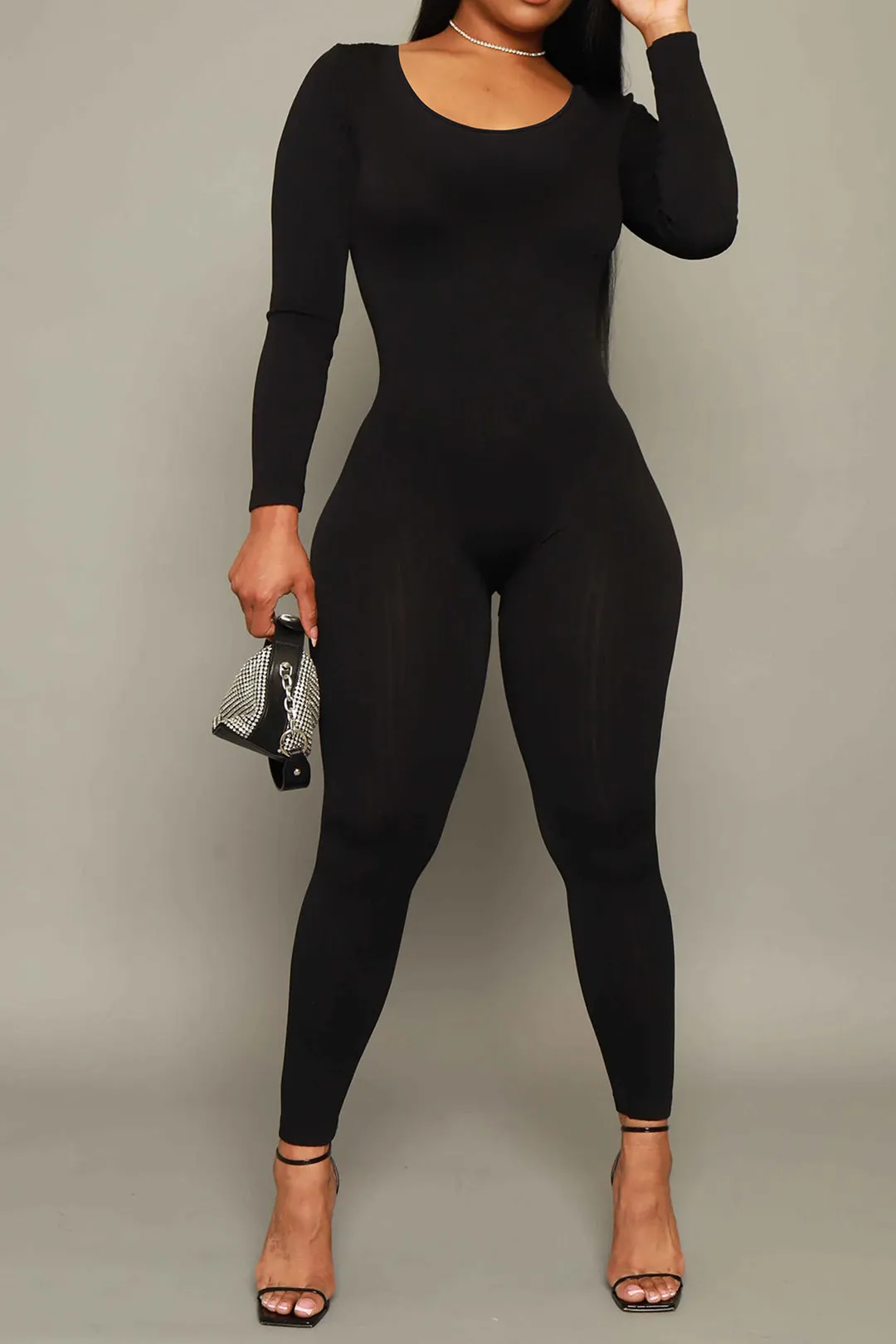 Plus størrelse solid lynlås langærmet jumpsuit sold by Micas product image thumbnail 3