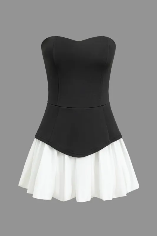 Farveblok ruched stropløs mini kjole sold by Micas