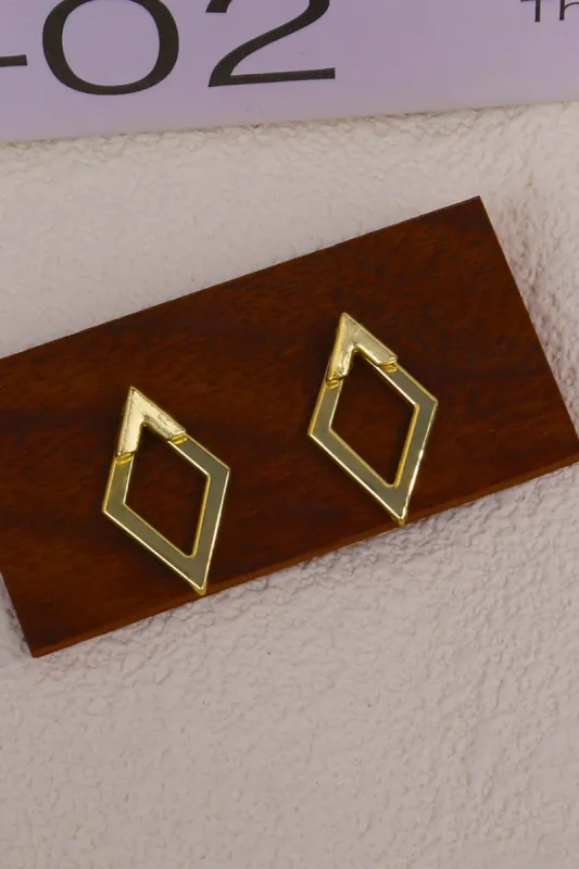 Hule diamantformede øreringe sold by Micas