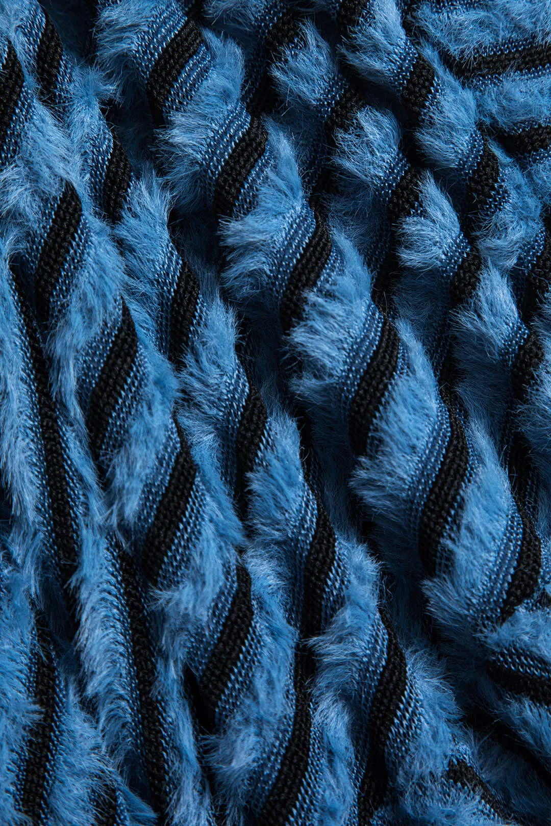 Sheer pels med høj talje bukser sold by Micas product image thumbnail 3