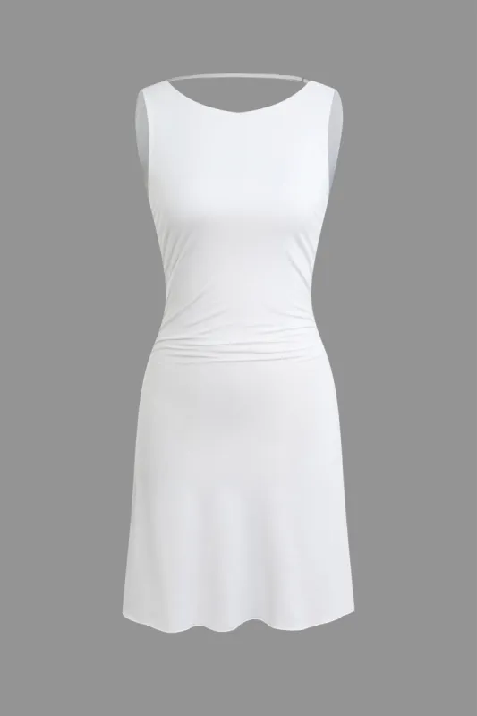 Solid rygfri draperet cowl hals mini kjole sold by Micas