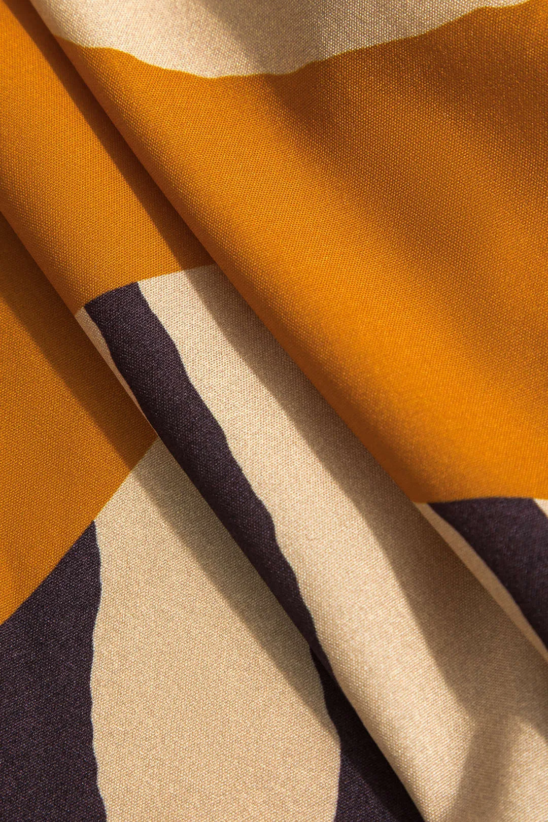 Farveblokprint Tegn -sidespidsskørt nederdel sold by Micas product image thumbnail 3