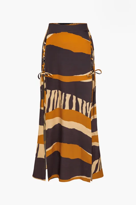 Farveblokprint Tegn -sidespidsskørt nederdel sold by Micas