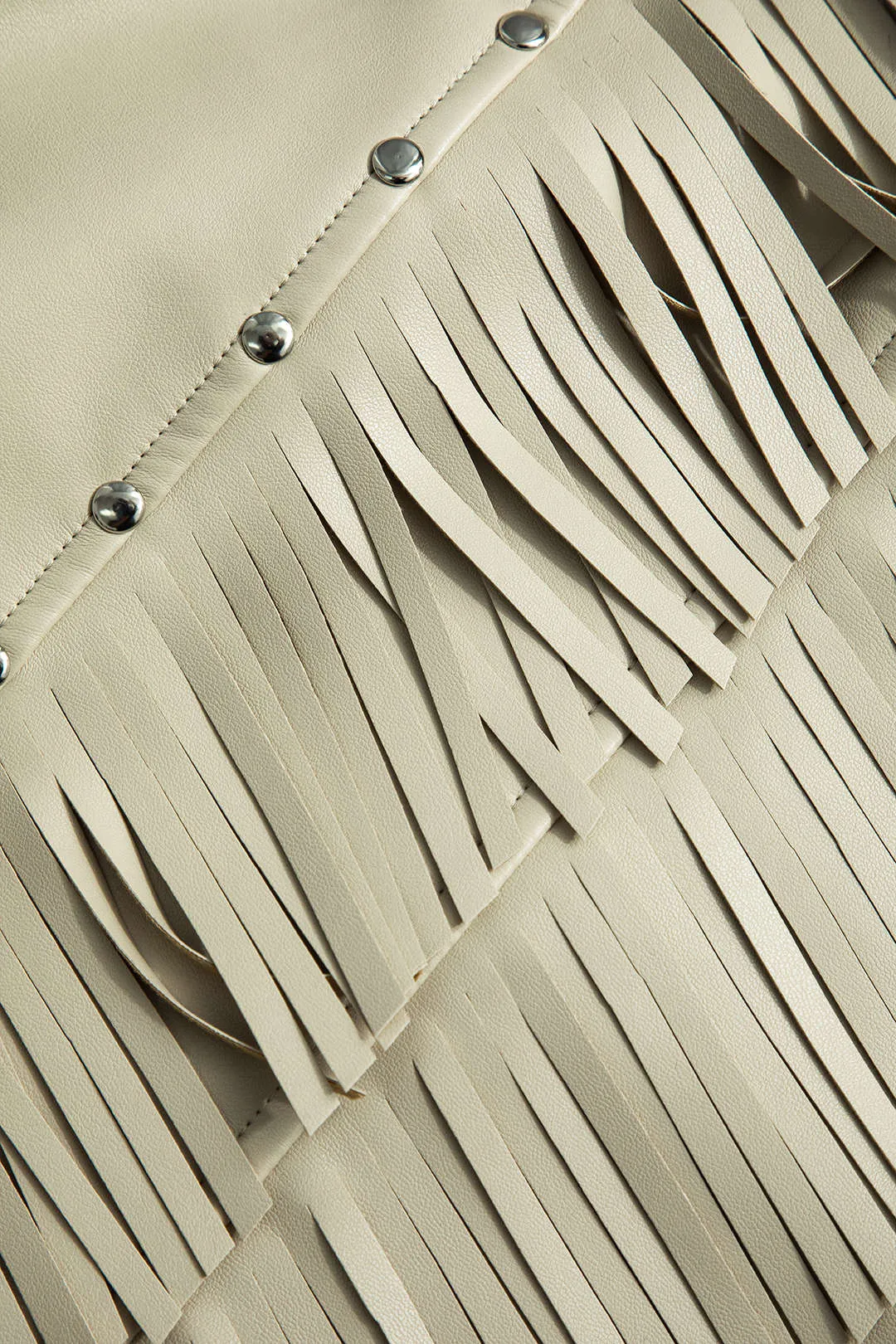 Solid nederdel med frynser sold by Micas product image thumbnail 3