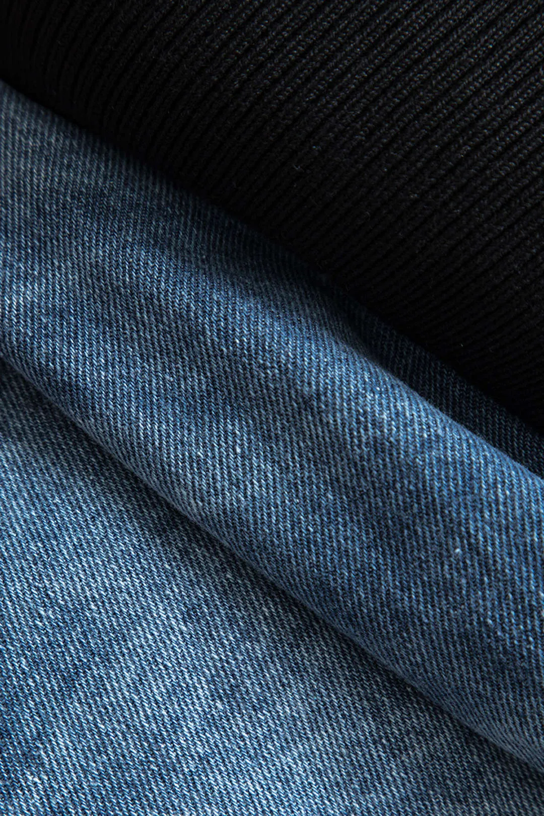 Patchwork lynlås denim overtøjsjakke sold by Micas product image thumbnail 4