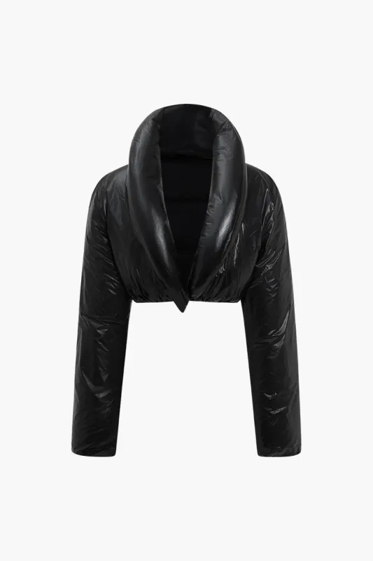 Solid imiteret læder polstret knapstativ med krave made by Micas