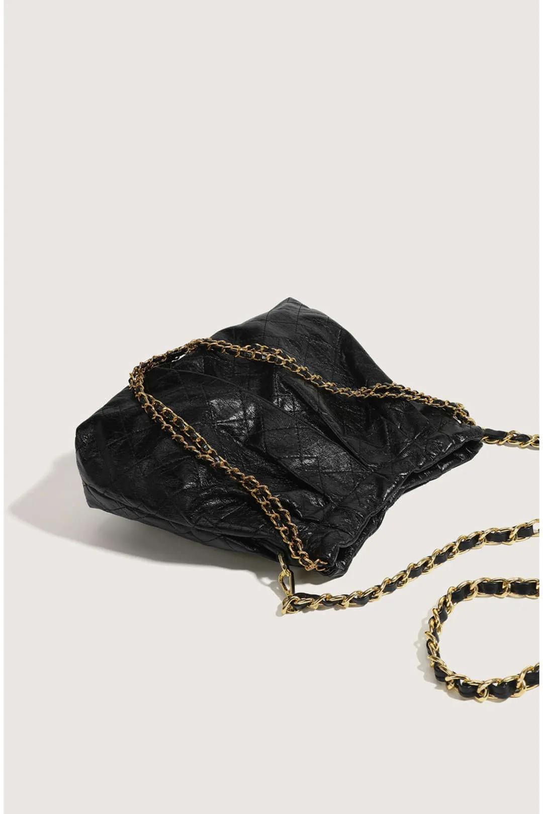 Diamond Grid Chain Cross-Body Bag sold by Micas product image thumbnail 2