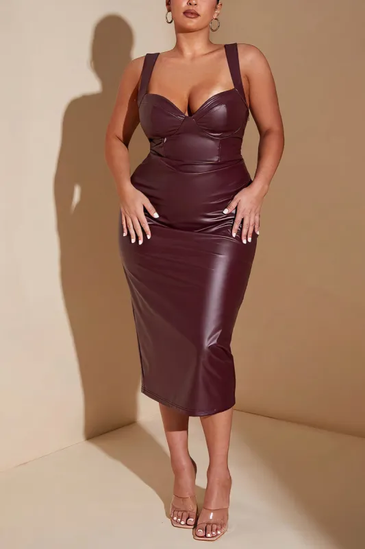 Plus Size Bodycon Midi-kjole i imiteret læder sold by Micas