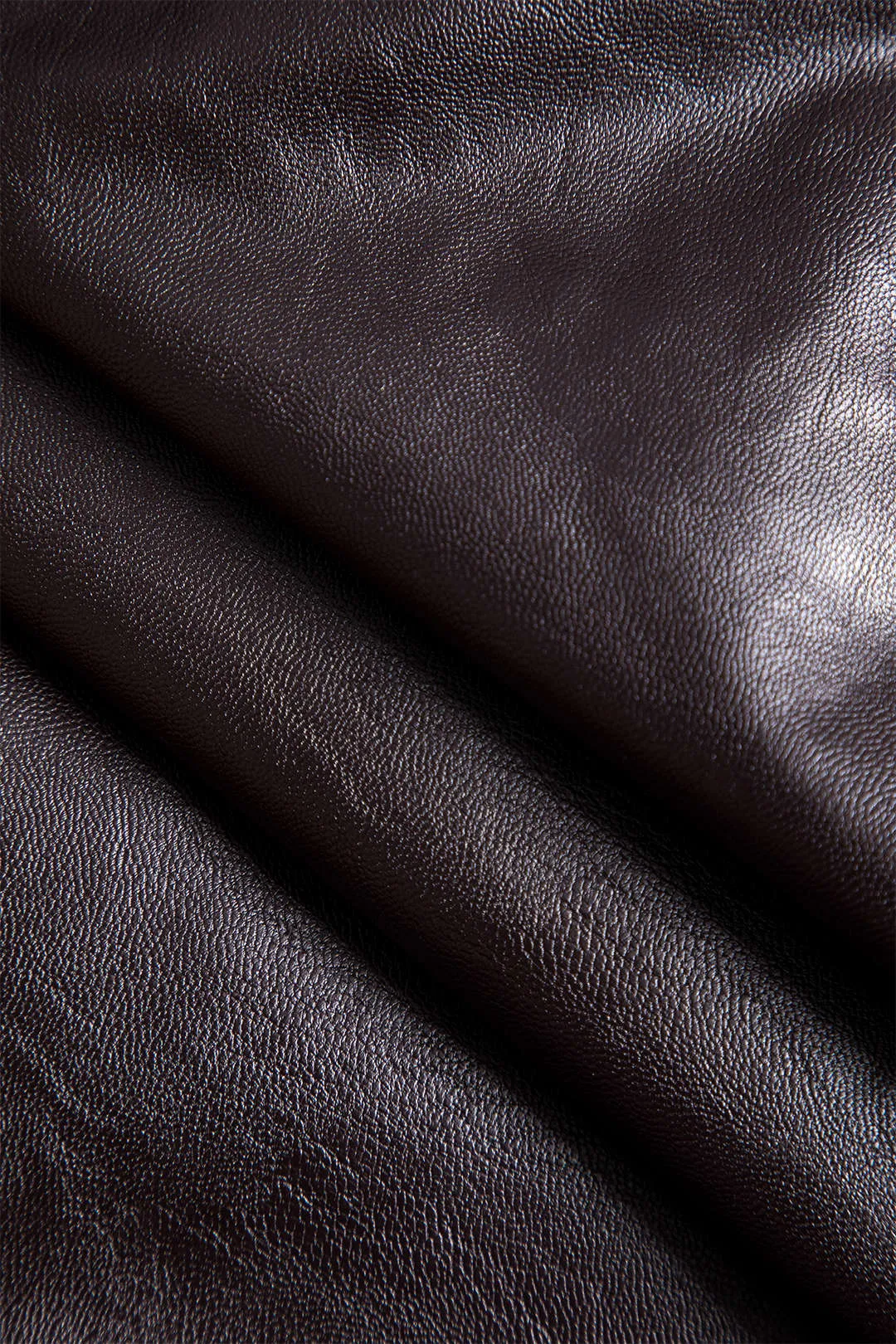 Solid faux læder mini nederdel sold by Micas product image thumbnail 3