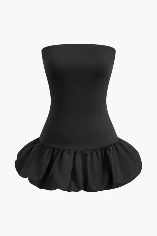 Stropløs minikjole med flæsekant sold by Micas