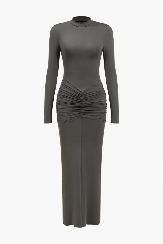 Ruched talje langærmet maxi kjole sold by Micas