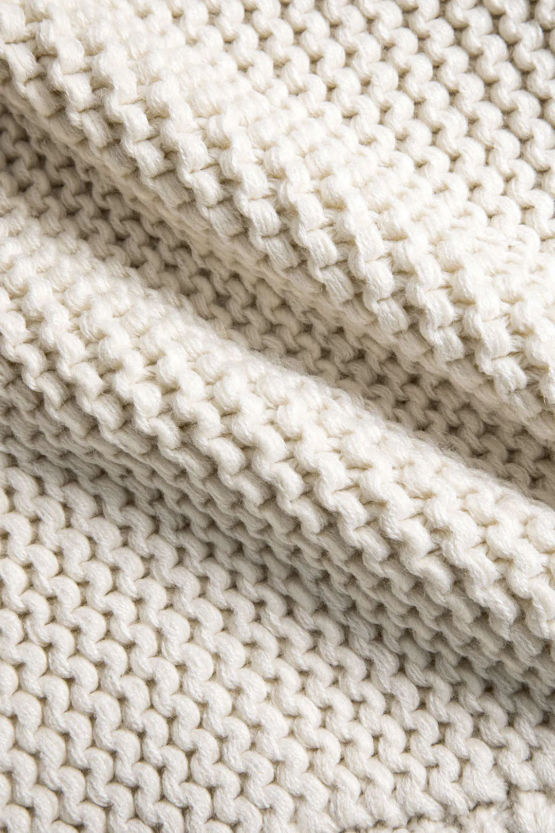 Basic solid sweater cardigan sold by Micas product image thumbnail 4