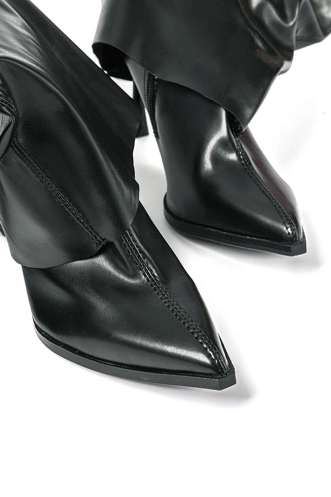 Knæhøje støvler med spidse tå i imiteret læder sold by Micas product image thumbnail 4