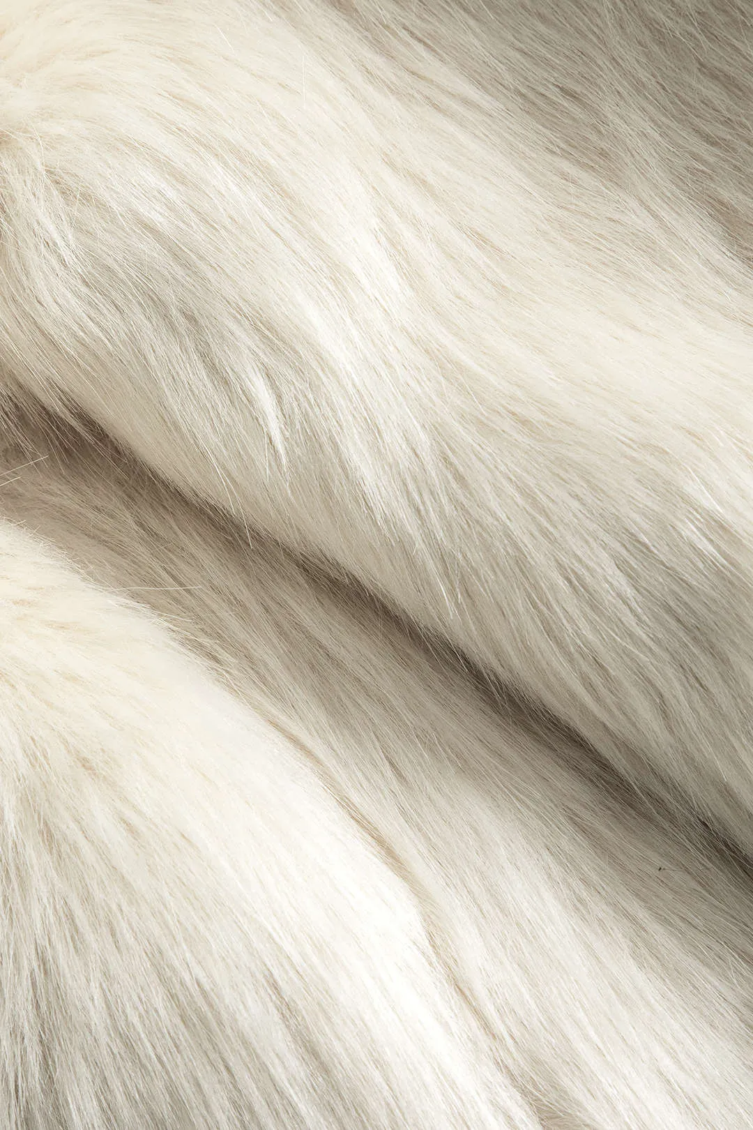 Imiteret læder Patchwork Jakke i imiteret pels med bæltedetaljer sold by Micas product image thumbnail 3