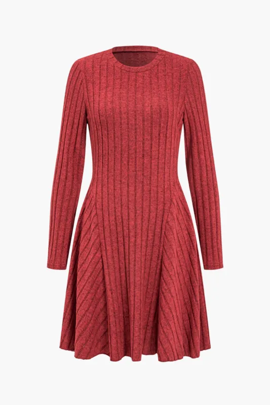 Grundlæggende solid mini -kjole sold by Micas