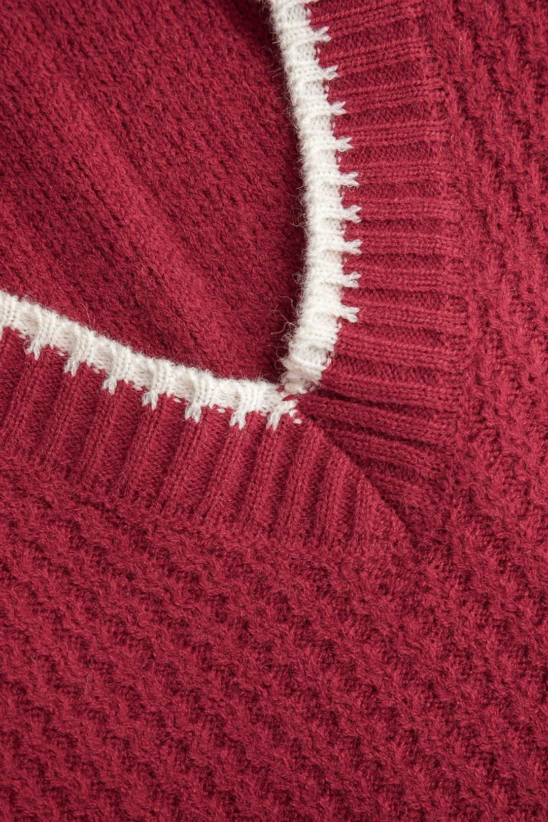 Plus Size Contrast Trim Knit Vest sold by Micas product image thumbnail 3