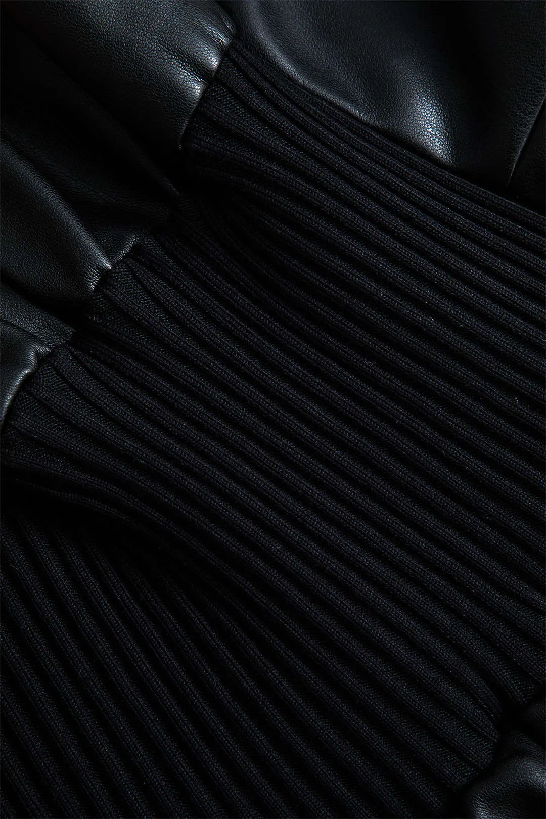 Faux læder knap patchwork blazer sold by Micas product image thumbnail 3