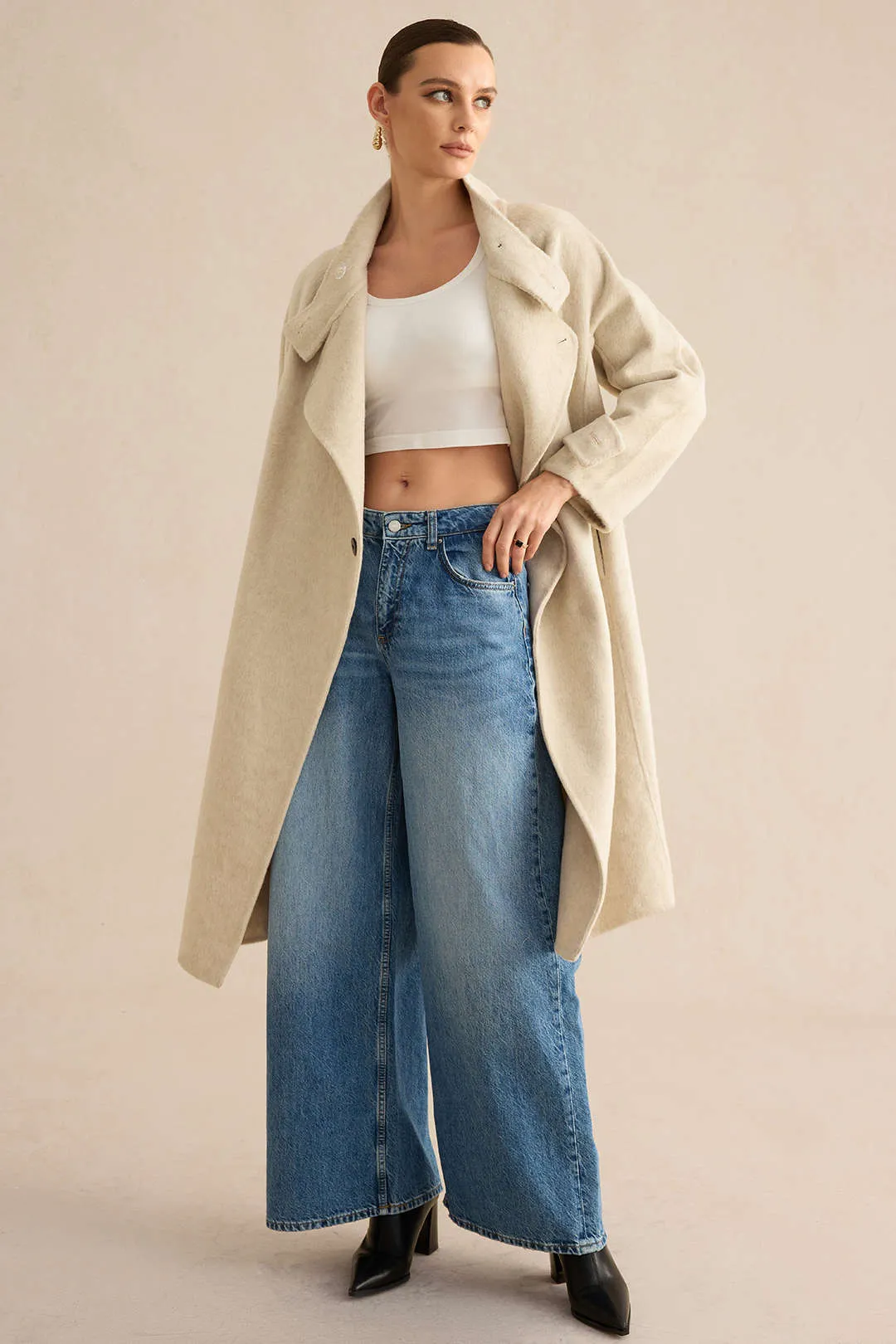 Pocket Coat i 100% uld sold by Micas product image thumbnail 3