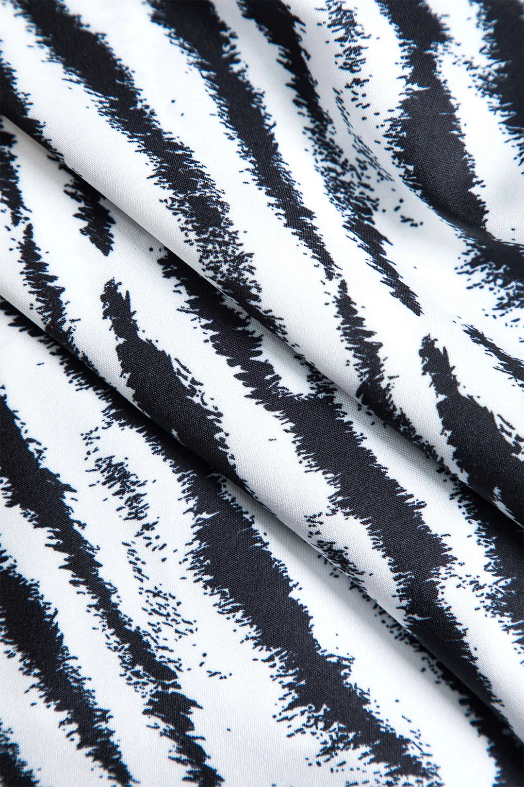 Plus Size Zebra Stripe Print Long Sleeve V-Neck Mini Dress sold by Micas product image thumbnail 3