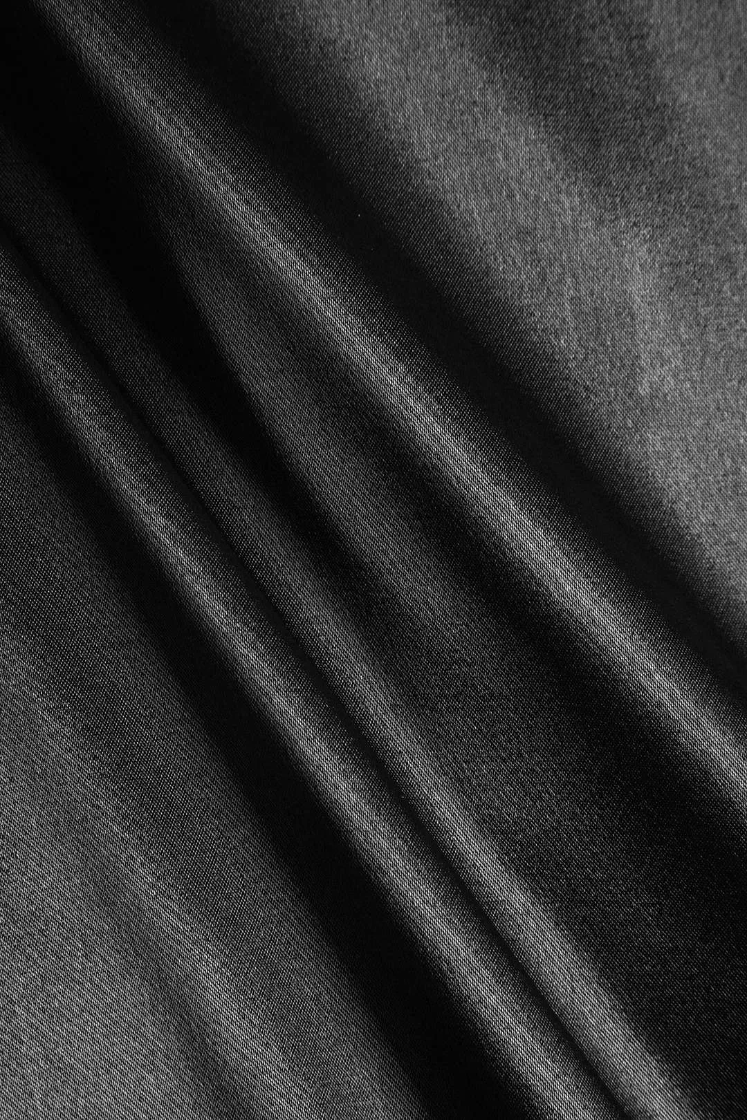 Maxikjole uden ærmer i satin sold by Micas product image thumbnail 4