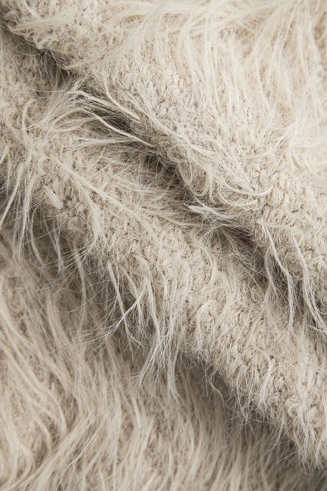 Faux pels strikket vest sold by Micas product image thumbnail 3