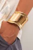 Metal geometrisk bredt armbånd sold by Micas