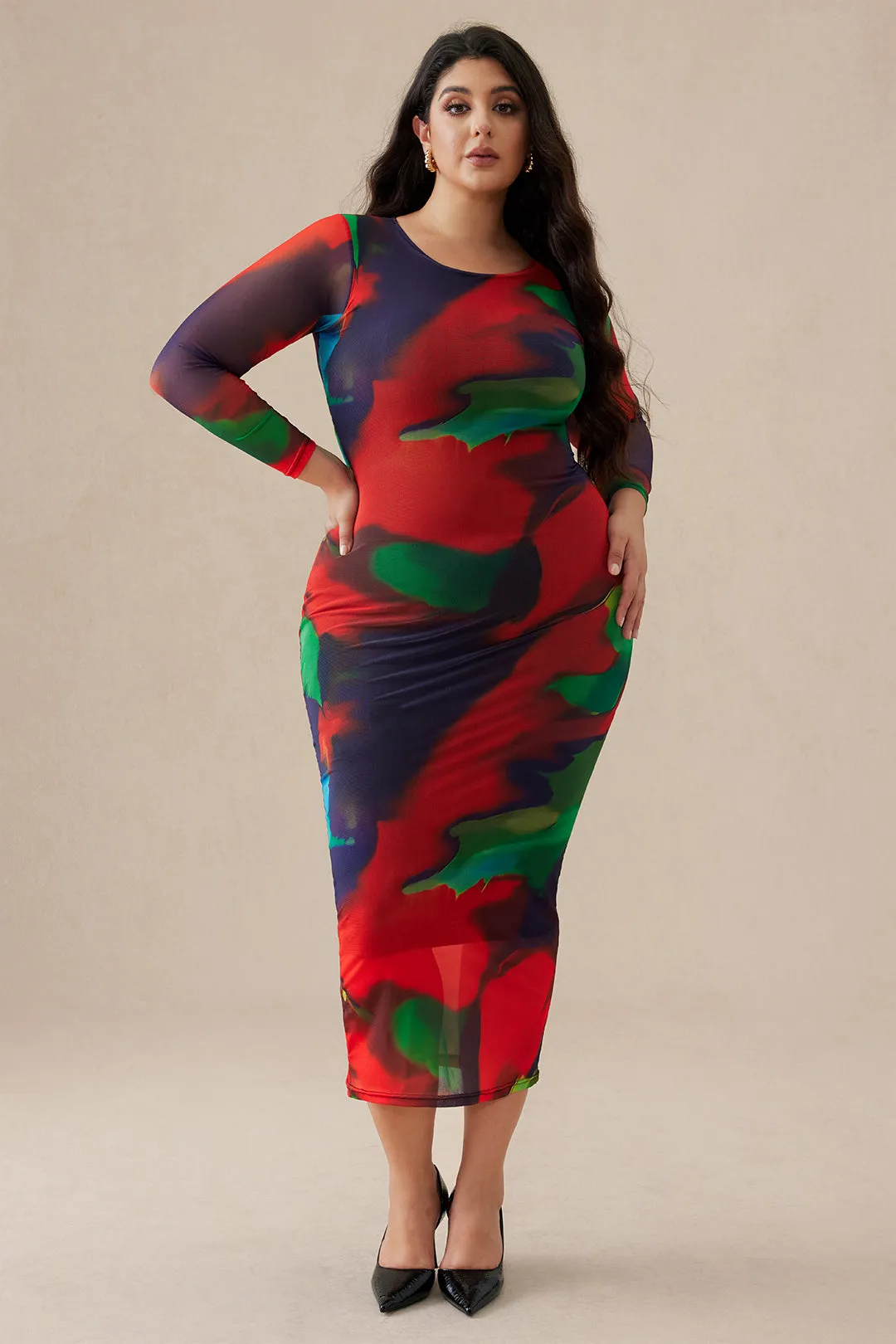 Plus Size abstrakt print mesh langærmet midikjole sold by Micas product image thumbnail 5