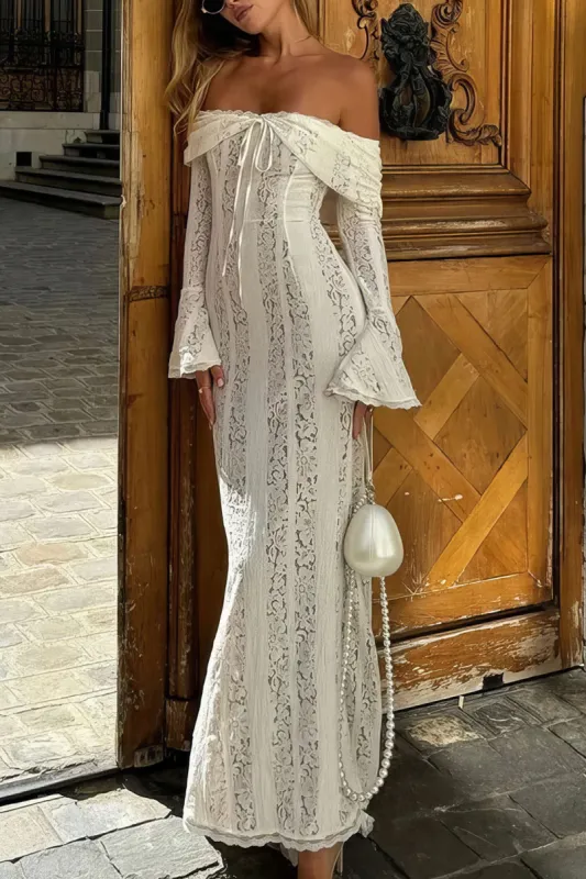 Blonder langærmet stropløs maxi kjole sold by Micas