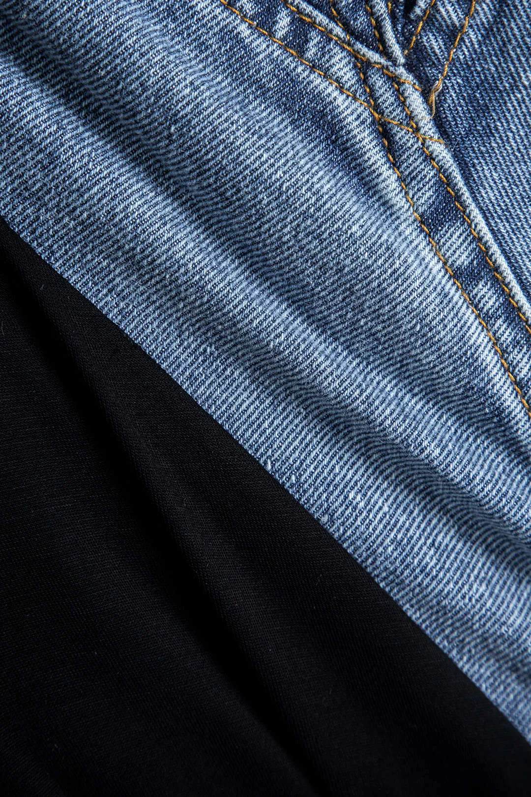 Denim patchwork lynlåsjakke sold by Micas product image thumbnail 3