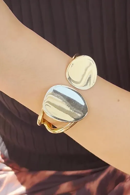 Geometric Wide Open Round Bracelet sold by Micas