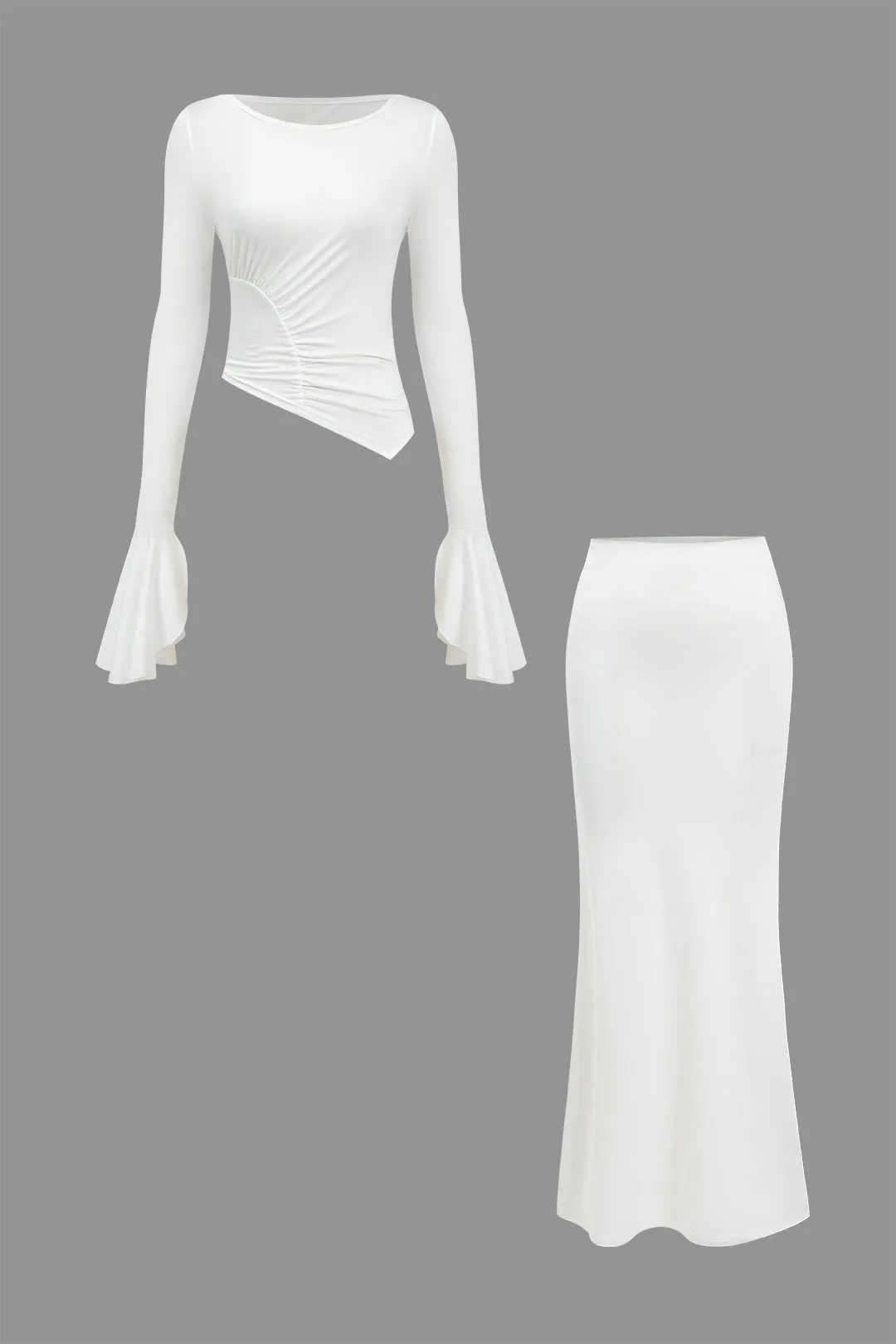 Ruched Bell Sleeve Top og Nederdel sold by Micas