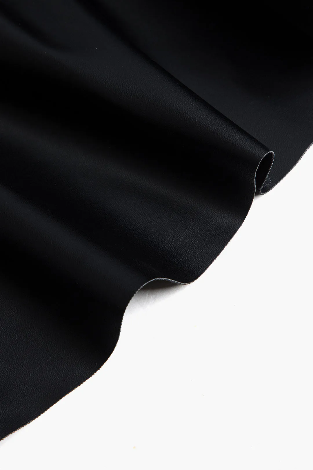 Faux læderknap kammuslingkant nederdel sold by Micas product image thumbnail 3