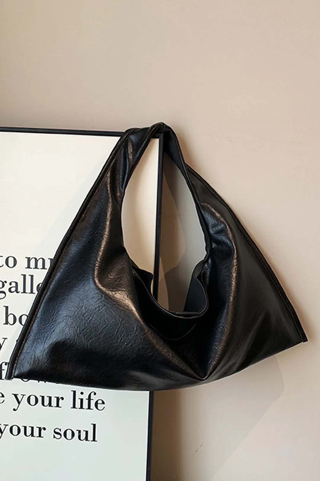 Dobbeltsidet retro skuldertaske sold by Micas