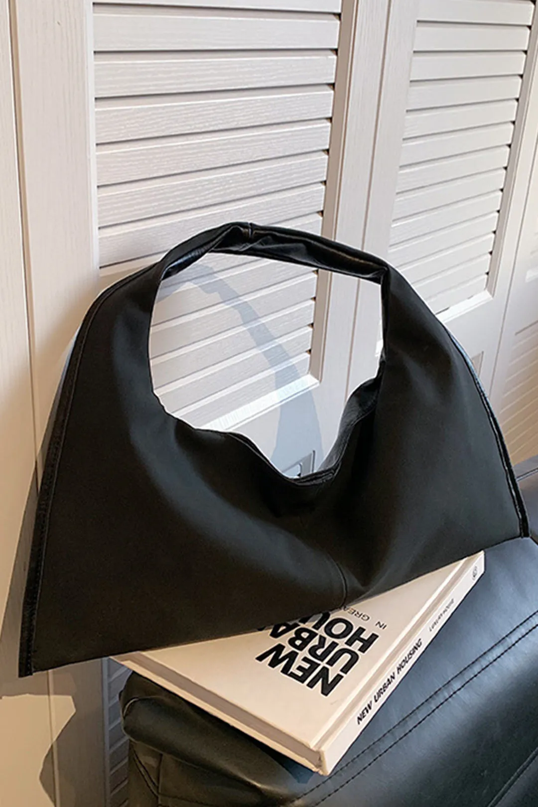 Dobbeltsidet retro skuldertaske sold by Micas product image thumbnail 5