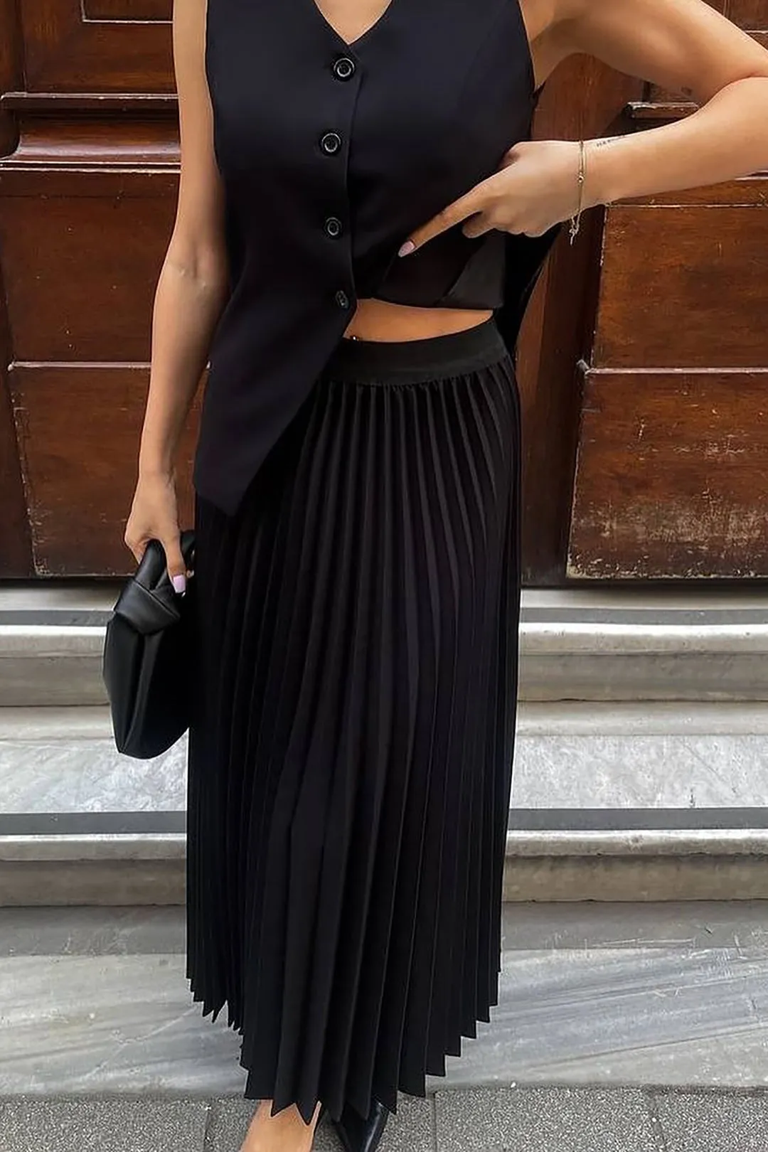 Button Vest And Skirt Set sold by Micas product image thumbnail 3