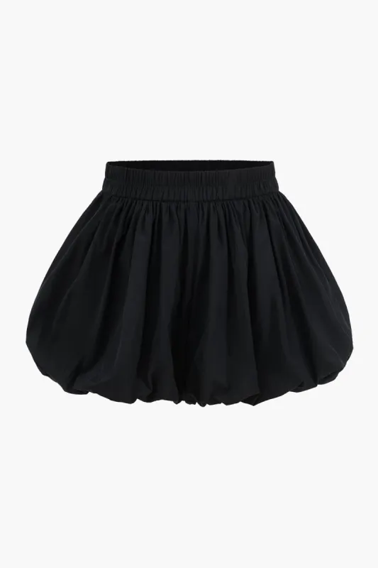 Grundlæggende puffshorts sold by Micas
